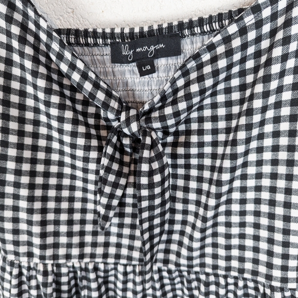 2/$20 Lily Morgan Checkered Gingham Black & White Adjustable Tank Top Smocked - Picture 3 of 8